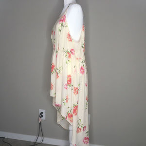 torrid Dresses - NWT Torrid Blush Floral Challis Cutaway Dress Sz 2 torrid Dresses - NWT Torrid Blush Floral Challis Cutaway Dress Sz 2